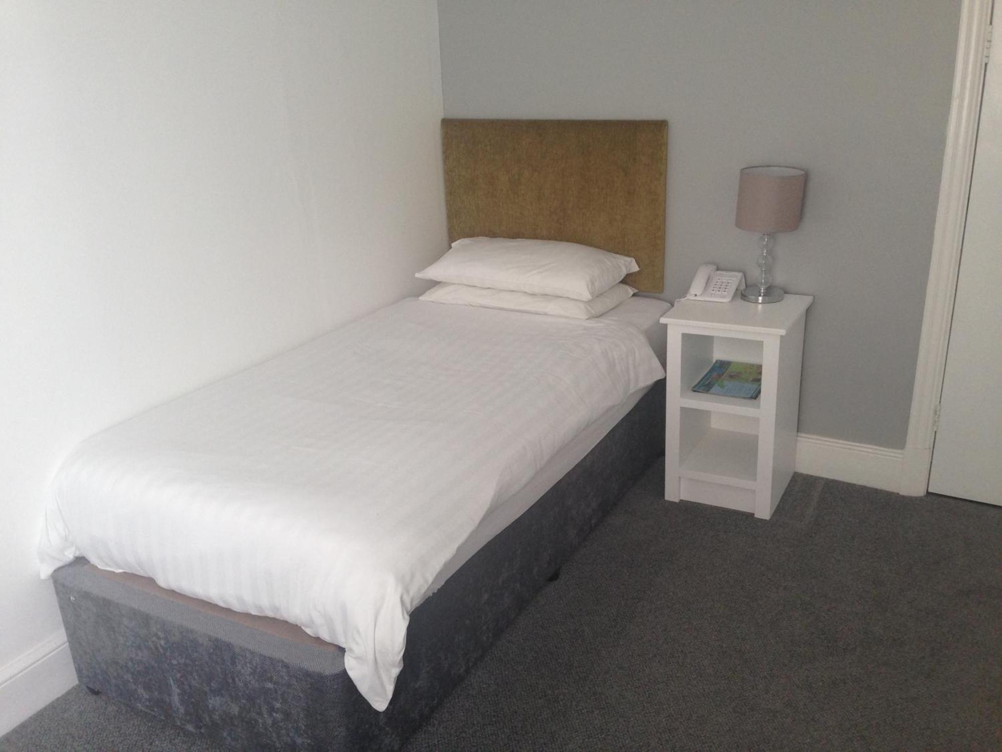 The Cliff Hotel & Spa Cardigan Room photo